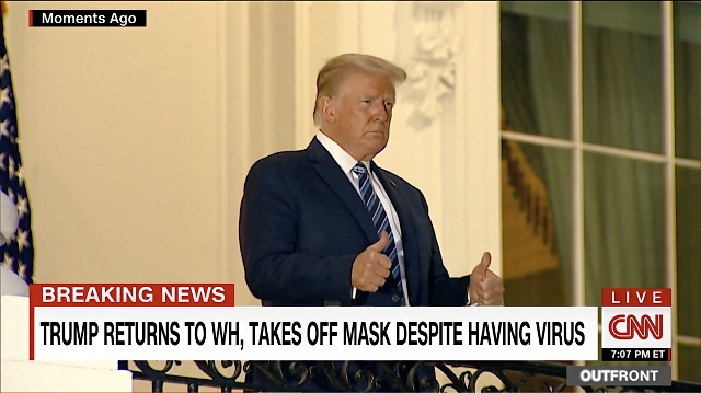 DJT on balcony